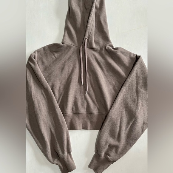 aritzia sweatshirt - Picture 2 of 3